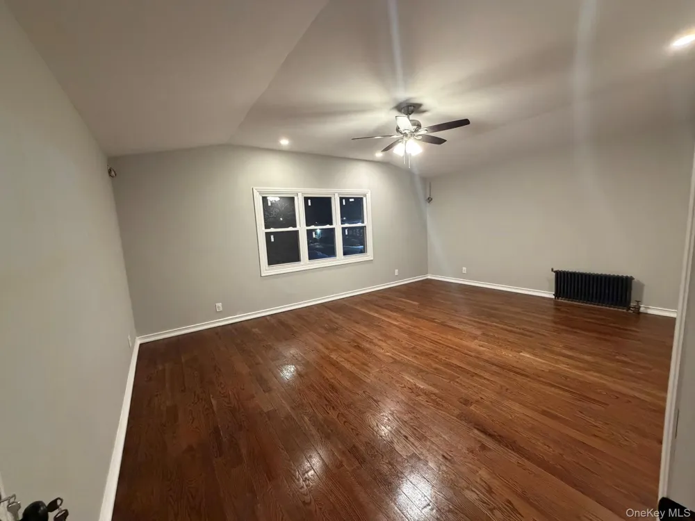 2303 Pine Street Seaford, NY 11783