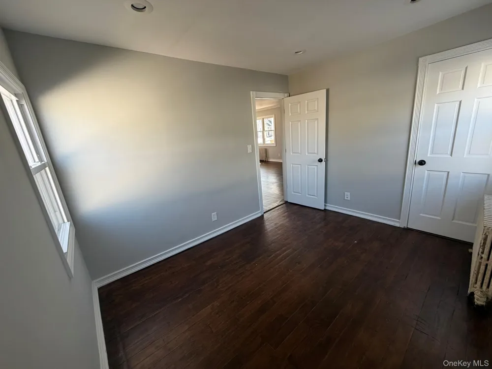 2303 Pine Street Seaford, NY 11783