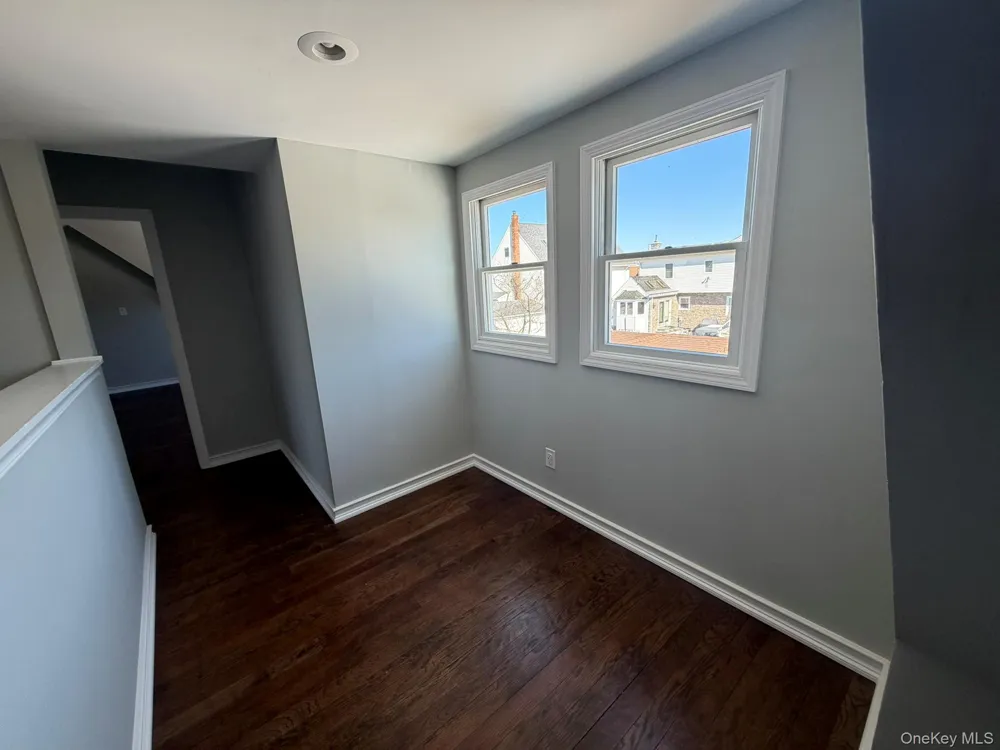 2303 Pine Street Seaford, NY 11783