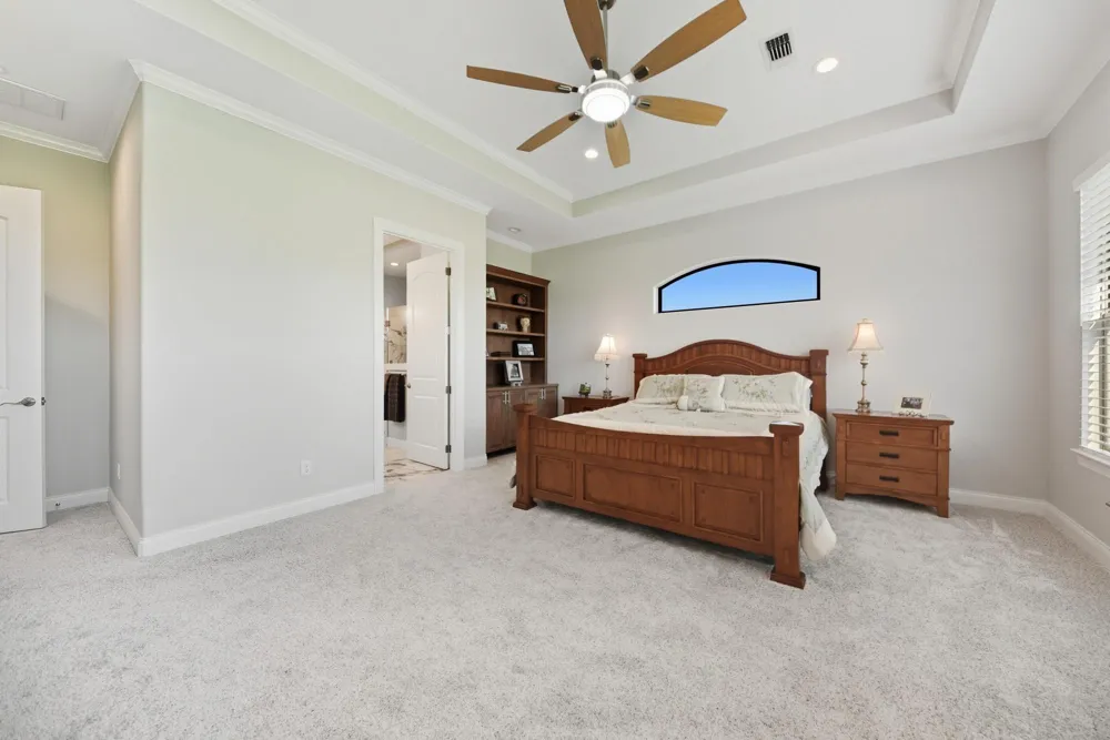 10418 Zaruba Sealy, TX 77474