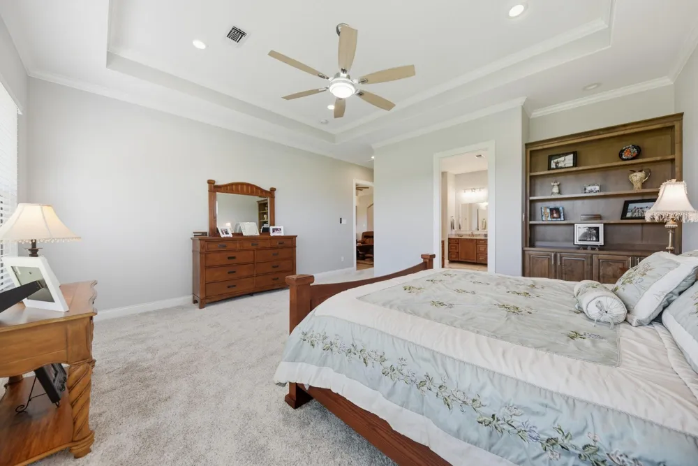 10418 Zaruba Sealy, TX 77474