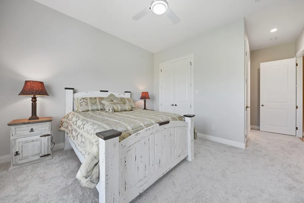 10418 Zaruba Sealy, TX 77474
