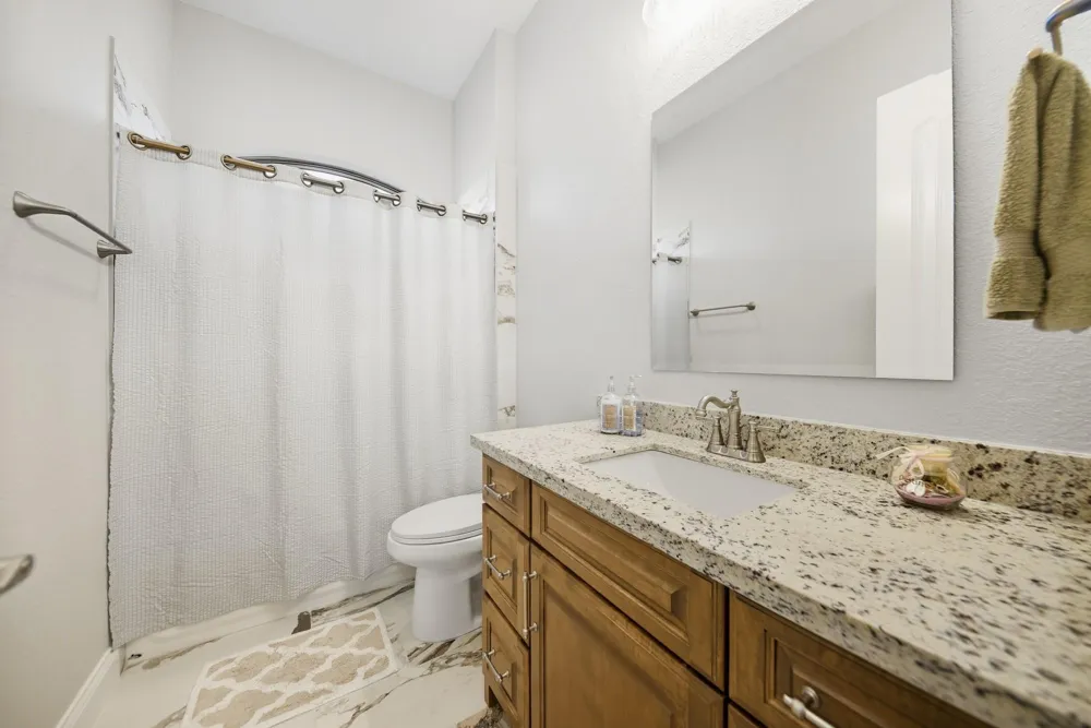 10418 Zaruba Sealy, TX 77474