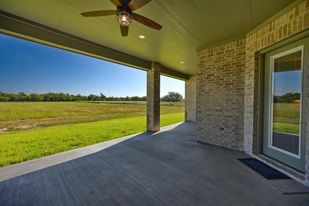 10418 Zaruba Sealy, TX 77474
