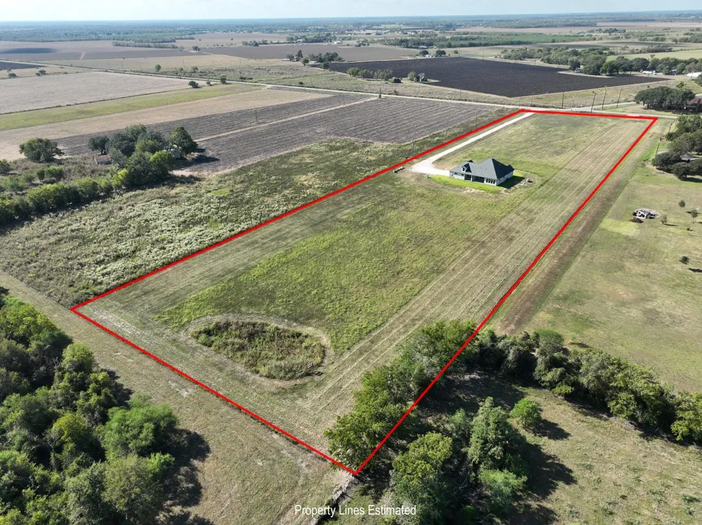 10418 Zaruba Sealy, TX 77474