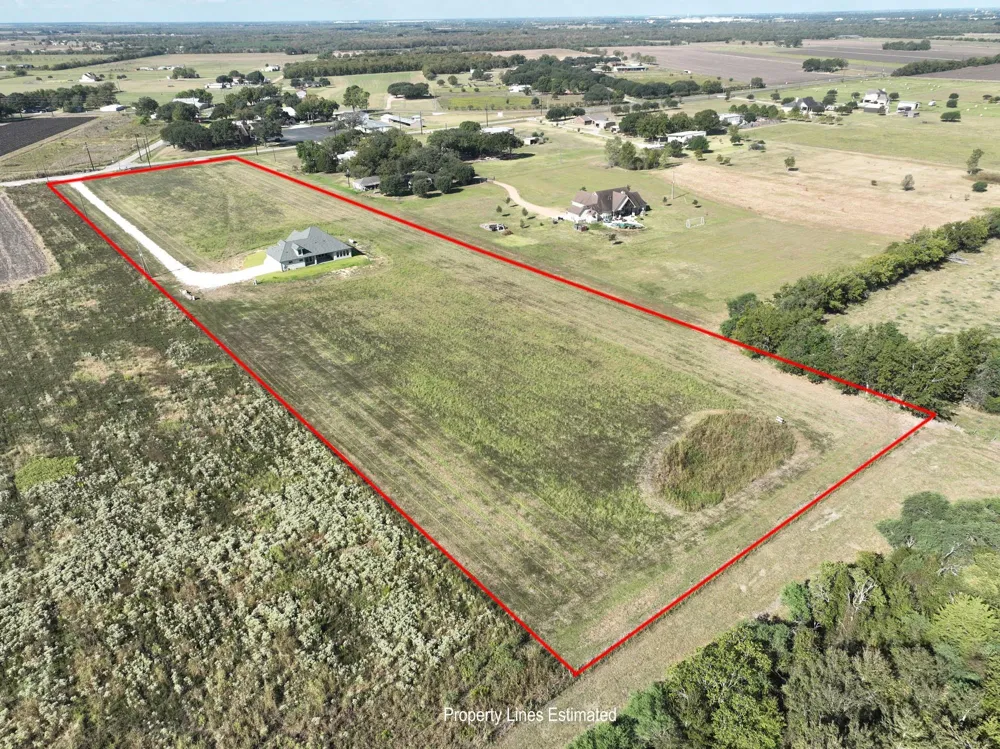10418 Zaruba Sealy, TX 77474