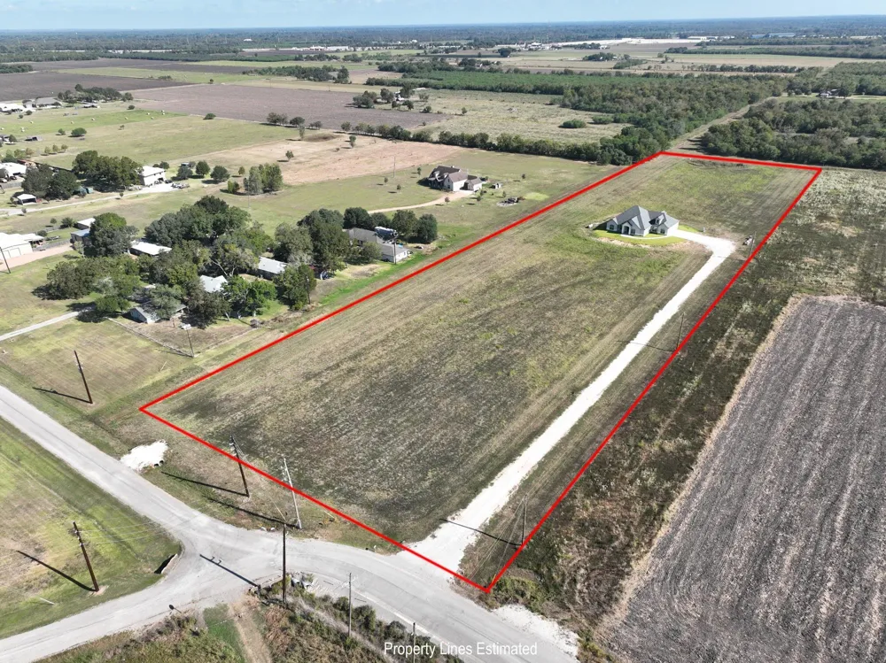 10418 Zaruba Sealy, TX 77474