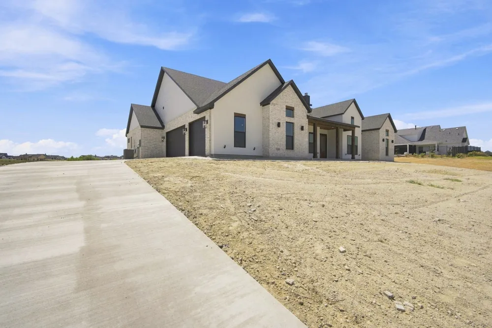 108 Aledo Heights Drive Aledo, TX 76008