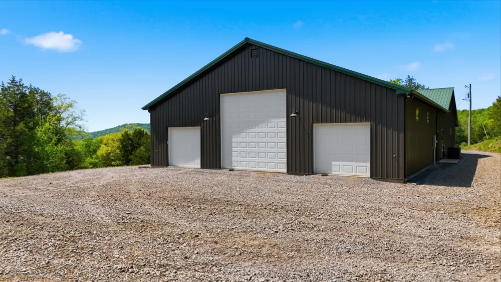 2699 Brooks Bend Ln Gainesboro, TN 38562