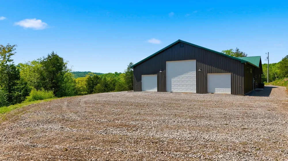 2699 Brooks Bend Ln Gainesboro, TN 38562