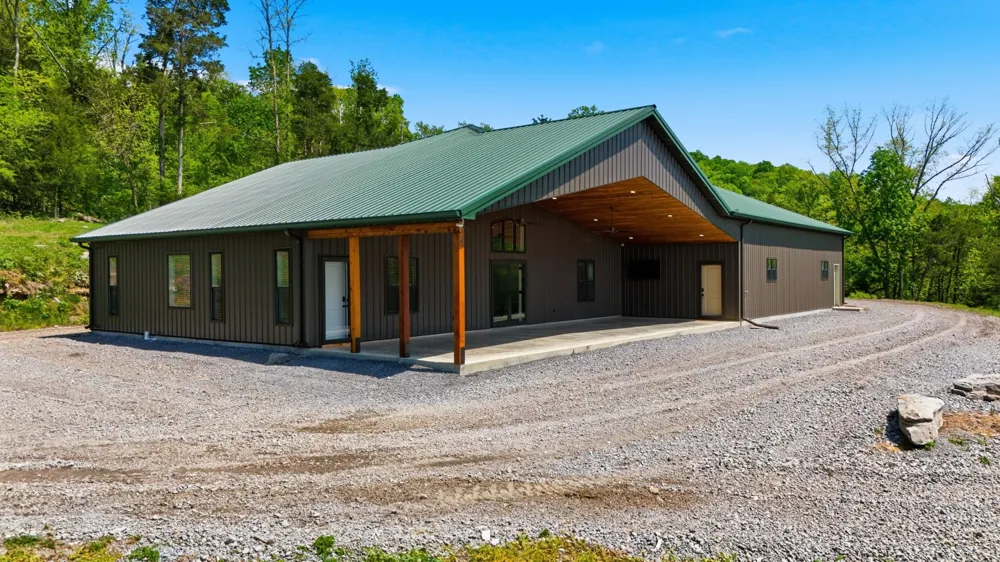 2699 Brooks Bend Ln Gainesboro, TN 38562