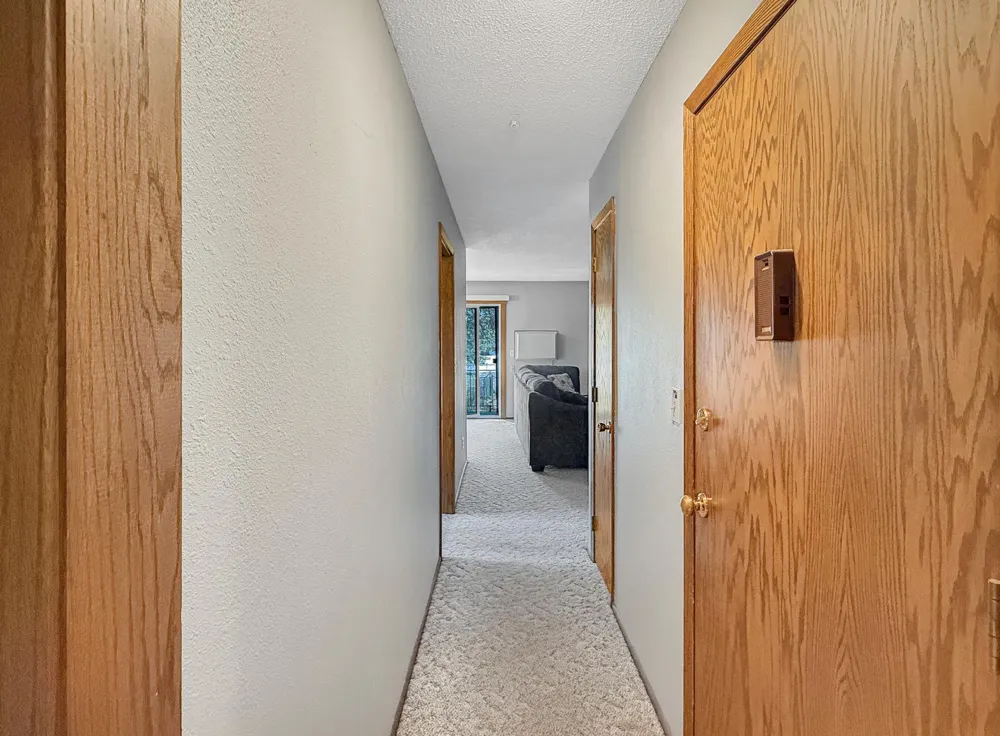 1225 7th Street S #4 Moorhead, MN 56560
