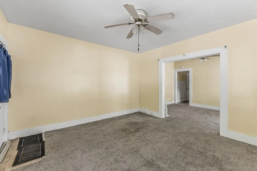1207 21st Street Huntsville, TX 77340