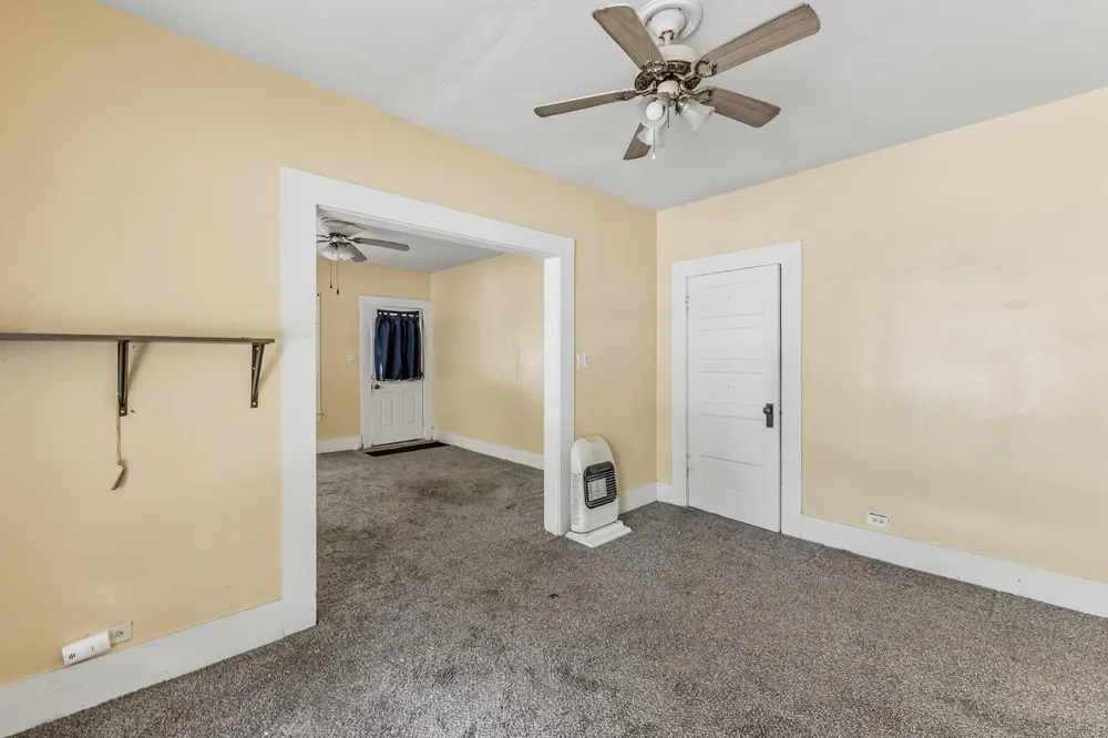 1207 21st Street Huntsville, TX 77340