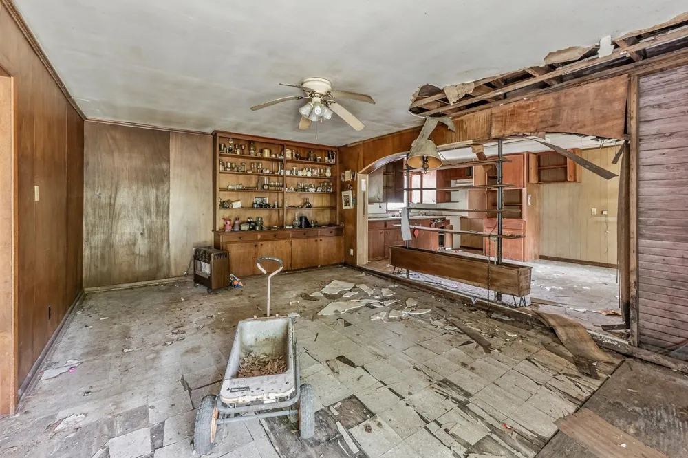 1207 21st Street Huntsville, TX 77340