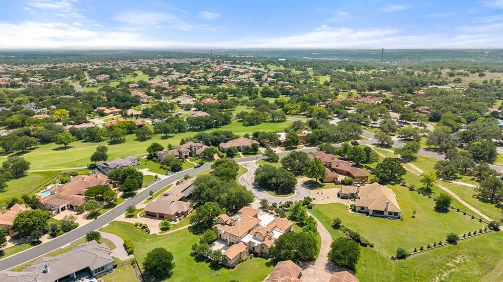 102 Long Point Cove Georgetown, TX 78628