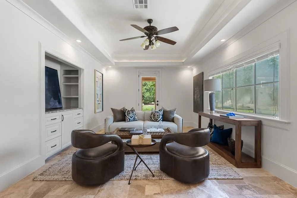 102 Long Point Cove Georgetown, TX 78628