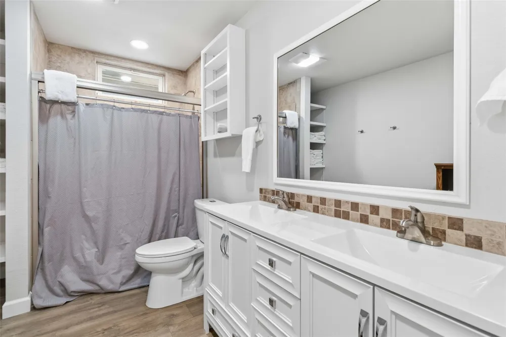 2232 Glenn Drive Canyon Lake, TX 78133