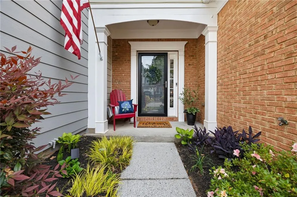 229 Kigian Trail Woodstock, GA 30188