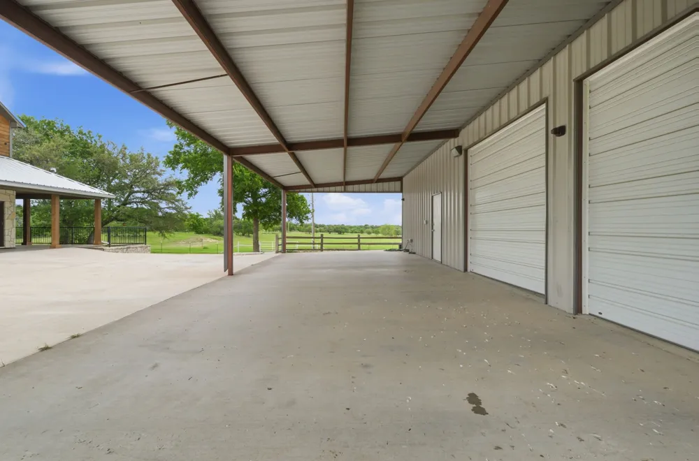 1632 County Road 4125 Iredell, TX 76649