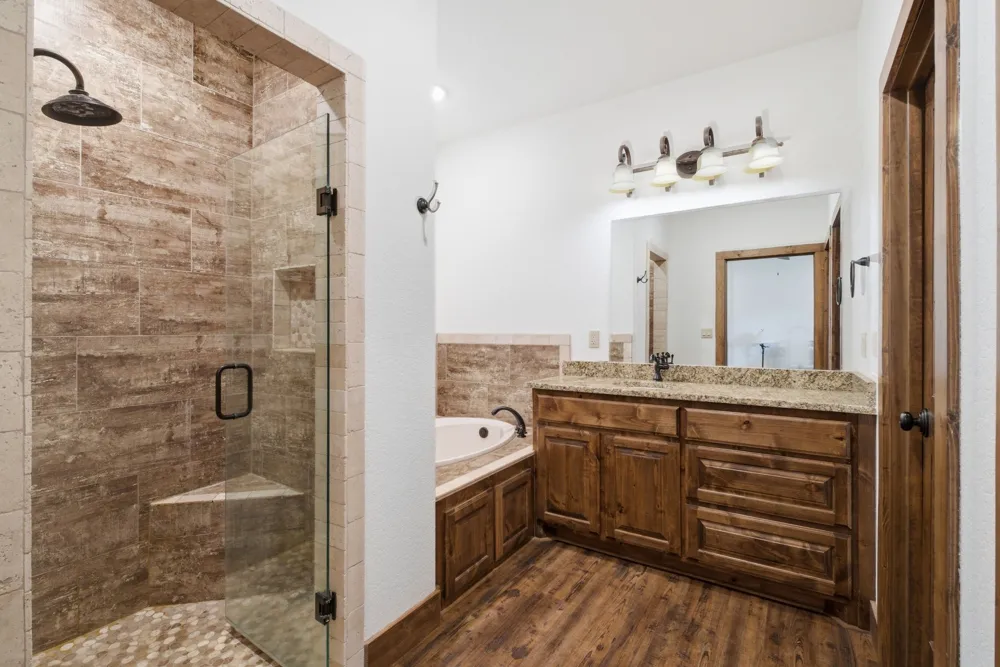 1632 County Road 4125 Iredell, TX 76649