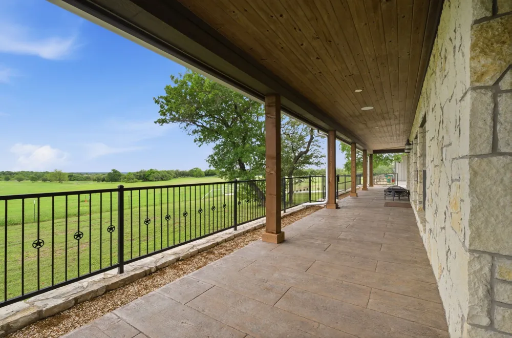 1632 County Road 4125 Iredell, TX 76649