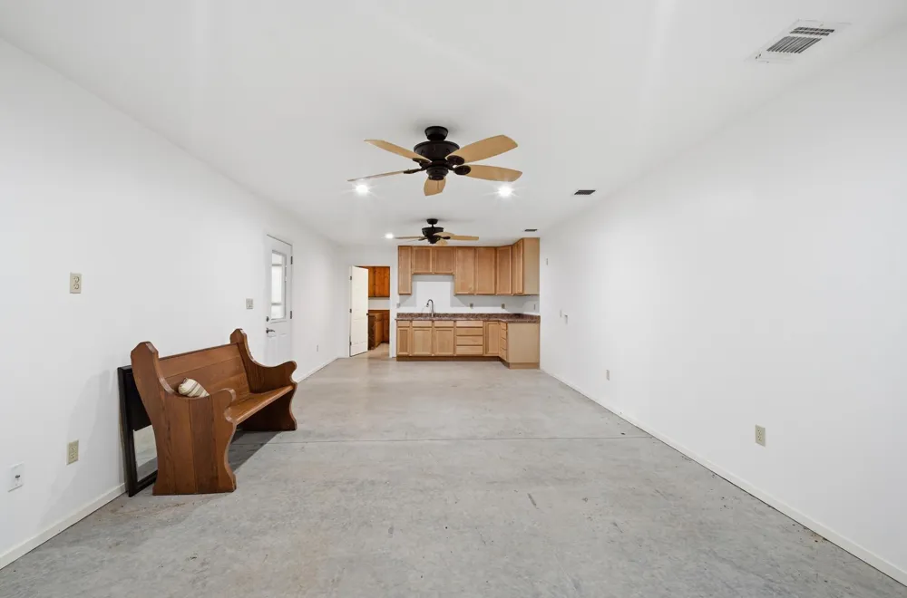 1632 County Road 4125 Iredell, TX 76649