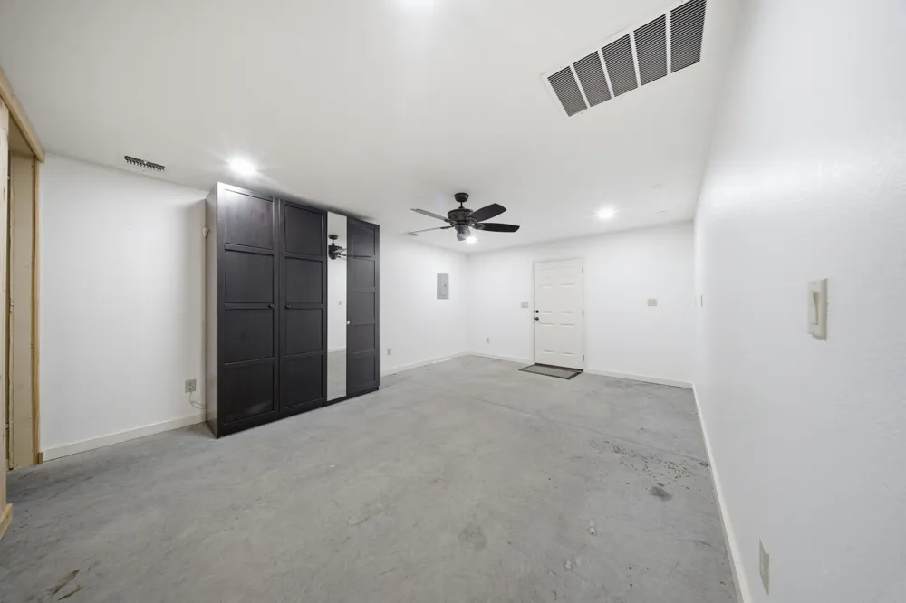 1632 County Road 4125 Iredell, TX 76649