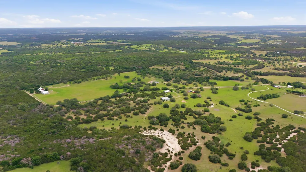 1632 County Road 4125 Iredell, TX 76649