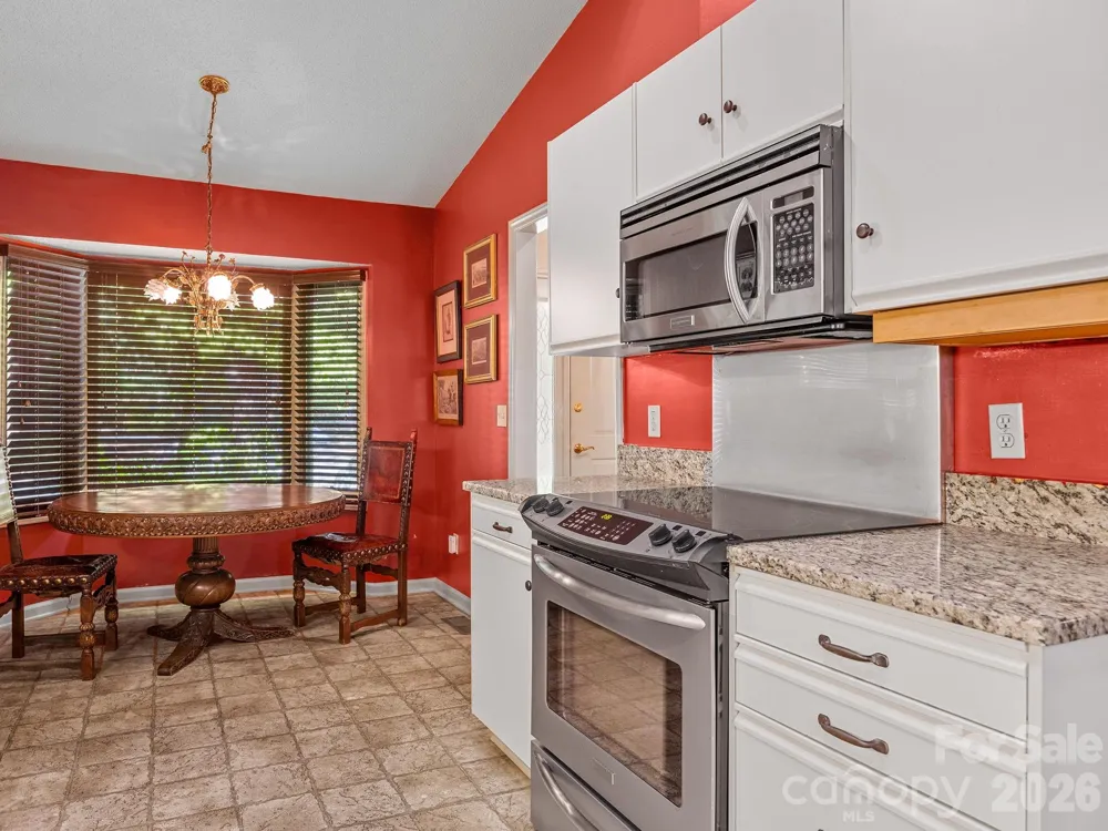 22 Hunting Country Trail Tryon, NC 28782