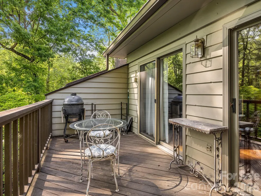 22 Hunting Country Trail Tryon, NC 28782