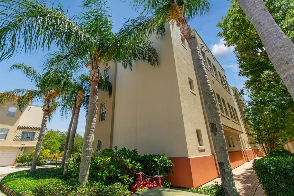 650 SIREN WIND LANE Clearwater, FL 33756