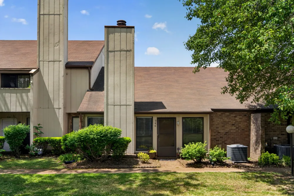 946 Old Fountain Ct Hermitage, TN 37076