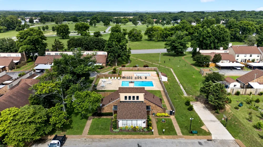 946 Old Fountain Ct Hermitage, TN 37076
