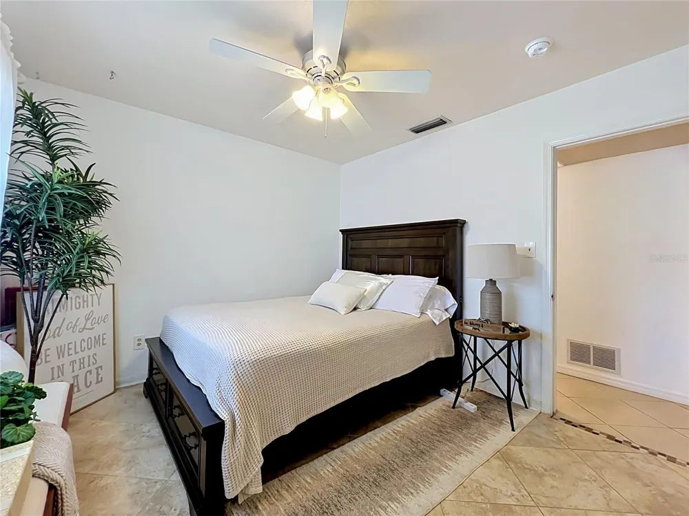 2404 LAUDERDALE COURT Orlando, FL 32805