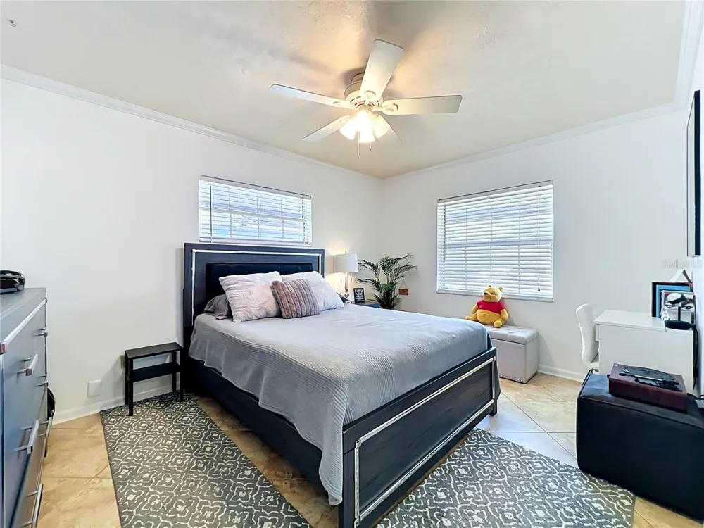 2404 LAUDERDALE COURT Orlando, FL 32805