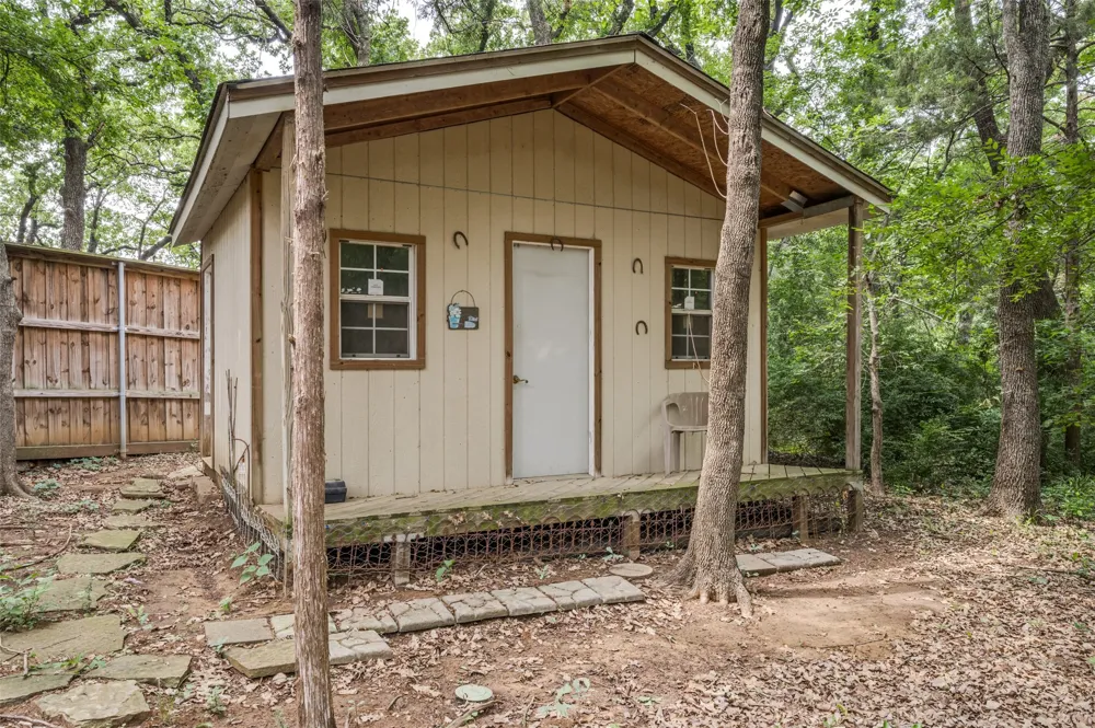 111 Red Bluff Drive Hickory Creek, TX 75065