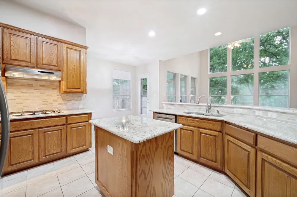 111 Red Bluff Drive Hickory Creek, TX 75065