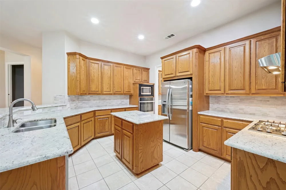 111 Red Bluff Drive Hickory Creek, TX 75065