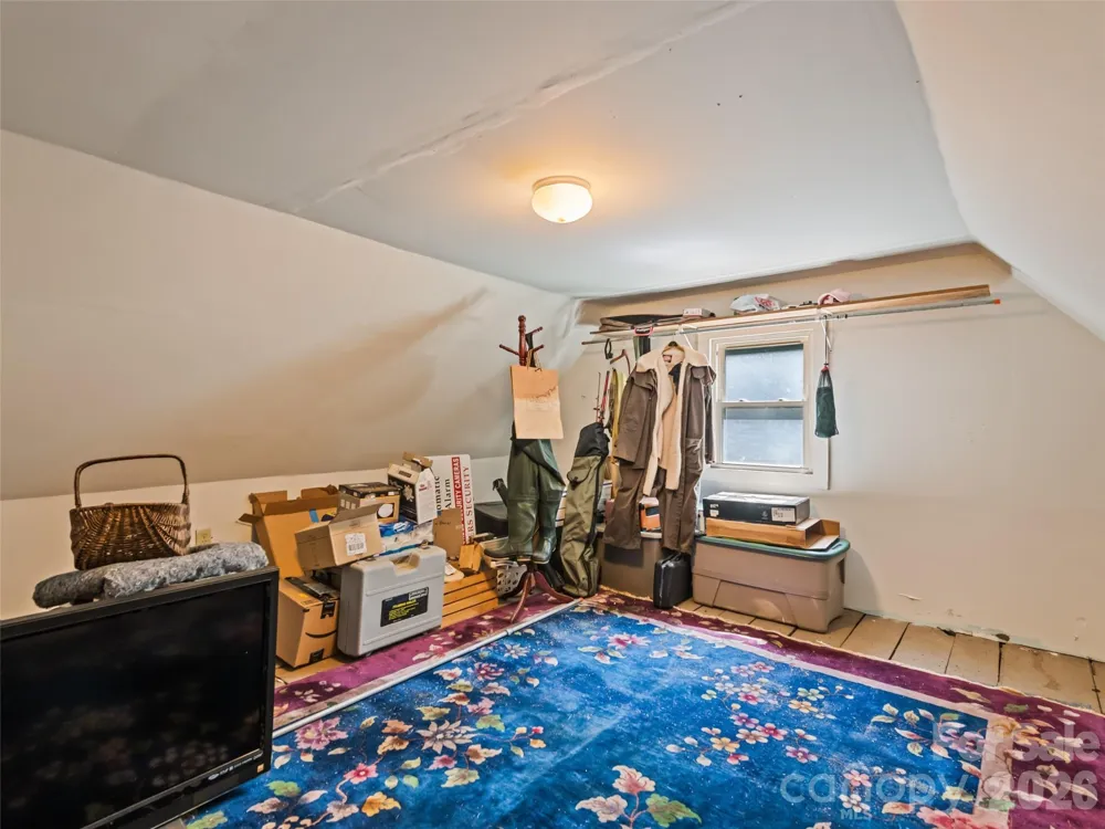 647 Indian Springs Road Clyde, NC 28721
