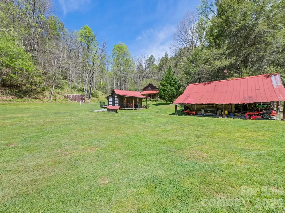 647 Indian Springs Road Clyde, NC 28721