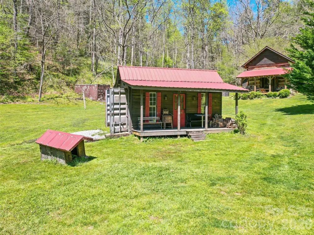 647 Indian Springs Road Clyde, NC 28721