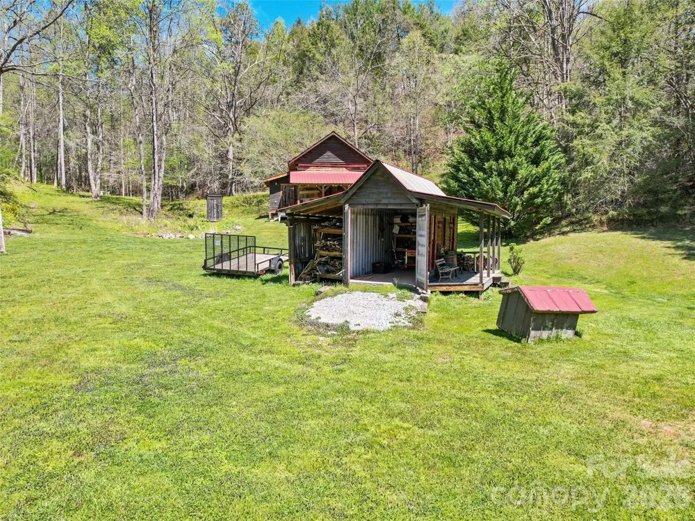 647 Indian Springs Road Clyde, NC 28721