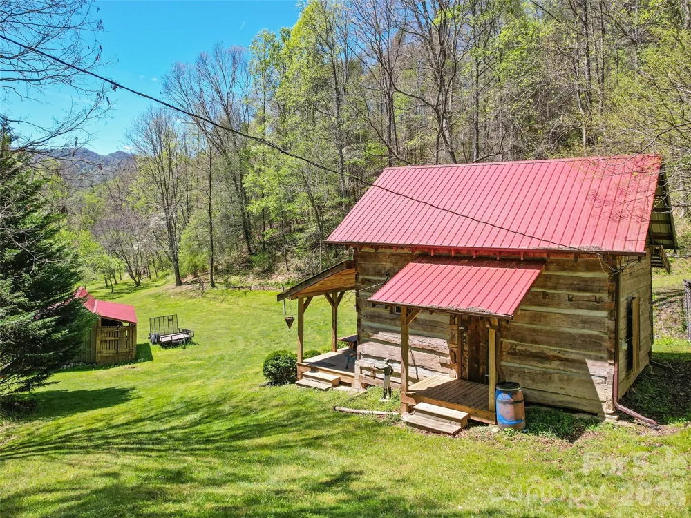 647 Indian Springs Road Clyde, NC 28721