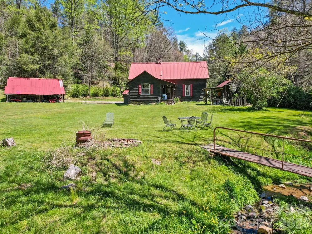 647 Indian Springs Road Clyde, NC 28721