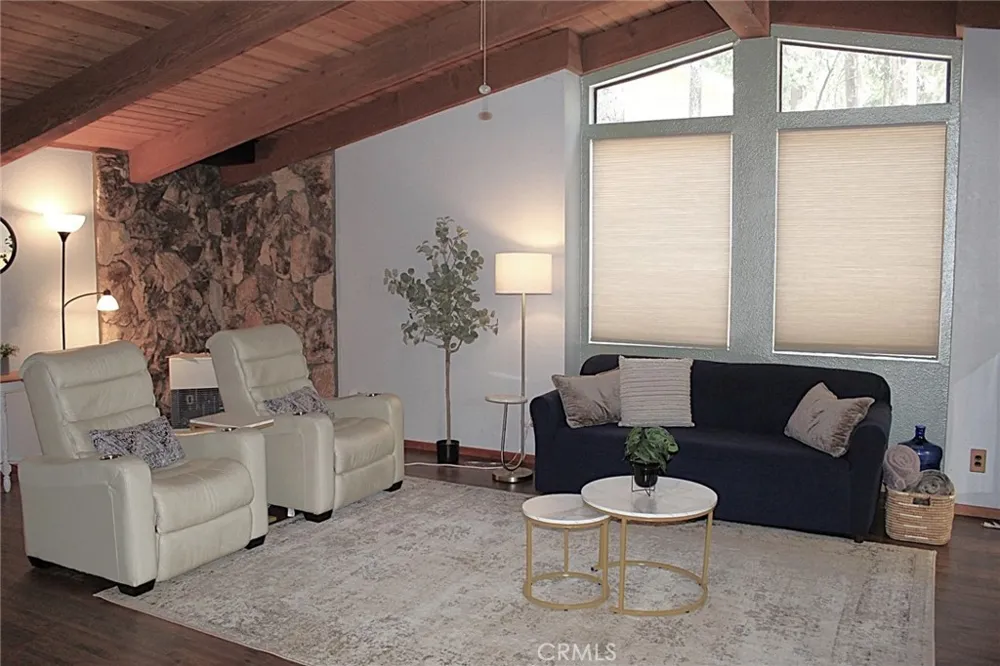 14334 Sinclair Magalia, CA 95954