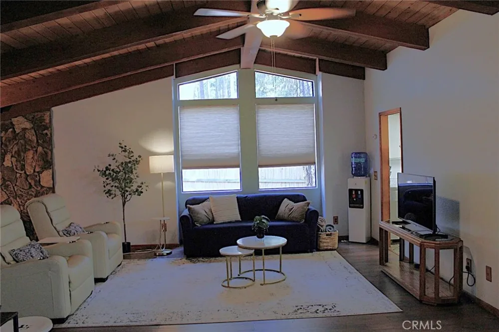 14334 Sinclair Magalia, CA 95954
