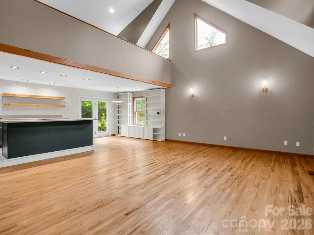 180 Canaday Drive Brevard, NC 28712