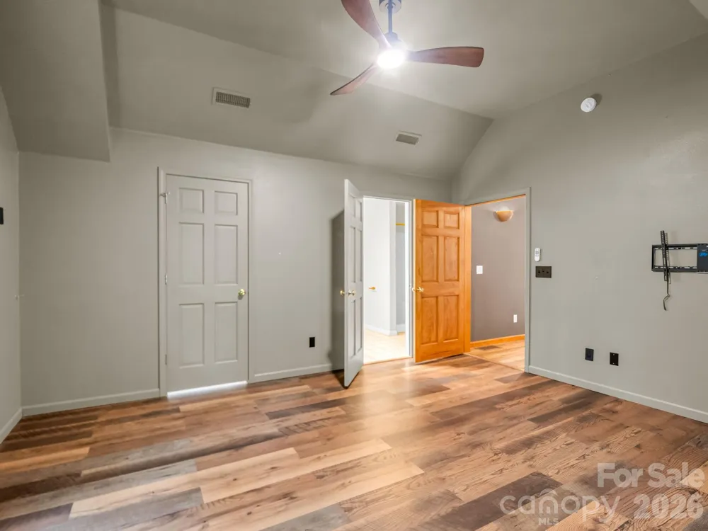 180 Canaday Drive Brevard, NC 28712