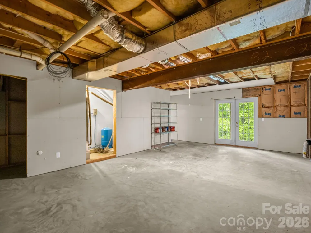 180 Canaday Drive Brevard, NC 28712